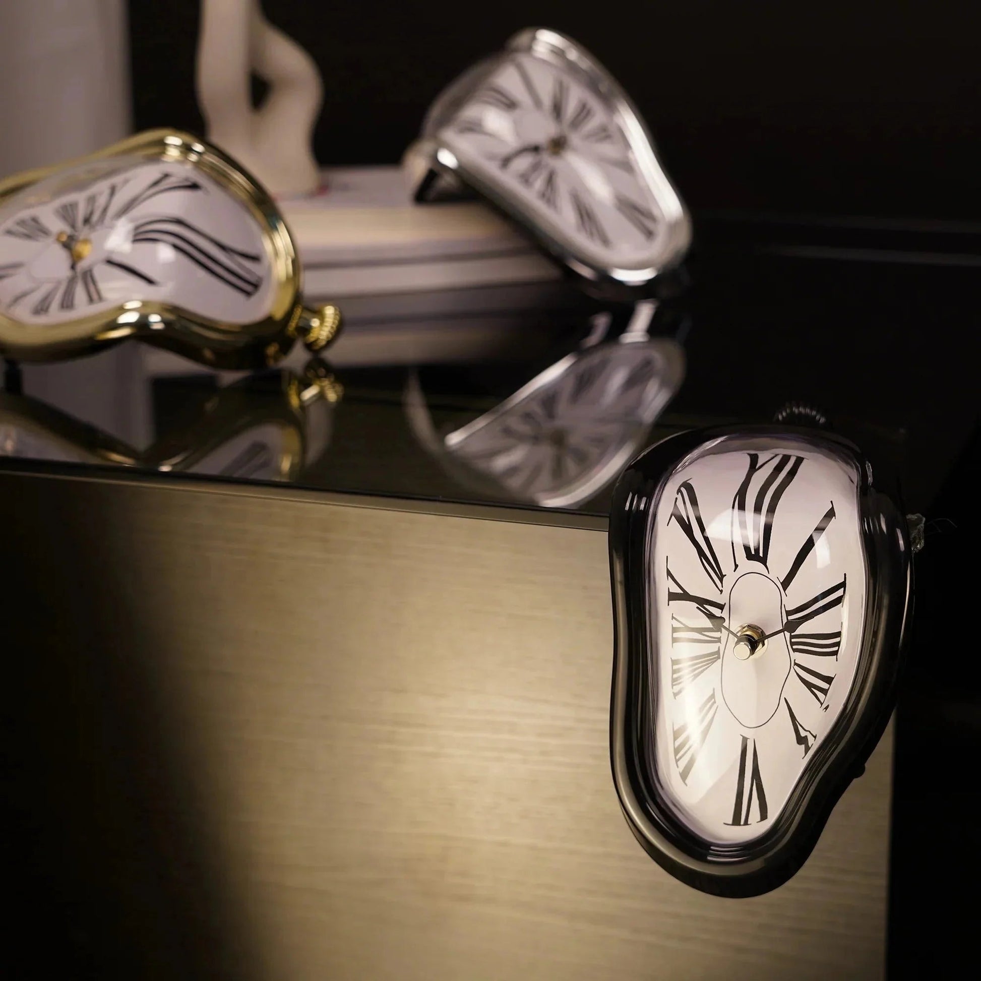 DALI Melting Clock - Domotech Services